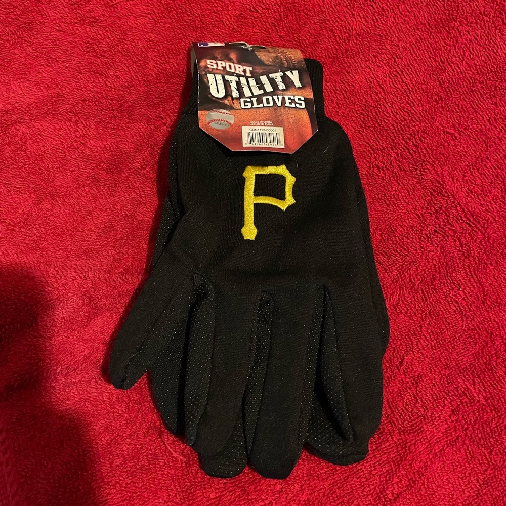 Forever Collectibles MLB Pittsburgh Pirates Sports Utility Gloves